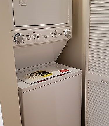 5th image of 520 S State St APT 506