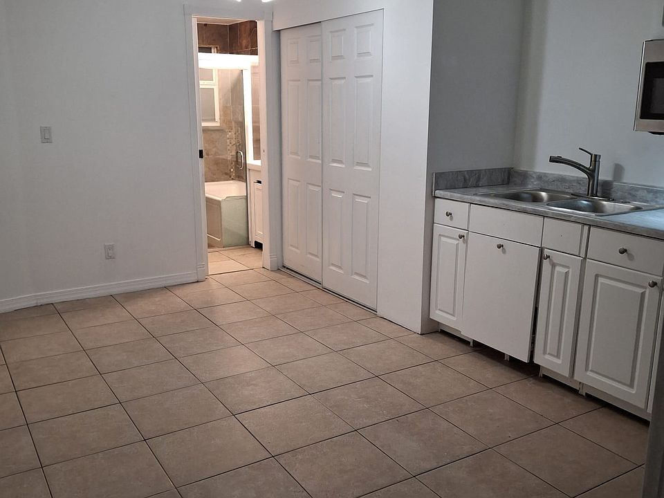 1st image of 4304 N Browning Dr