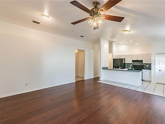 4th image of 2605 19th Ave