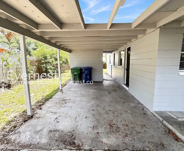 4207 E Sandalwood Cir S — Photo 3