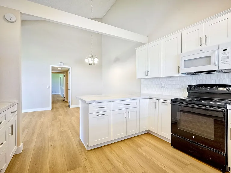 236 Calle Cuervo — Photo 18