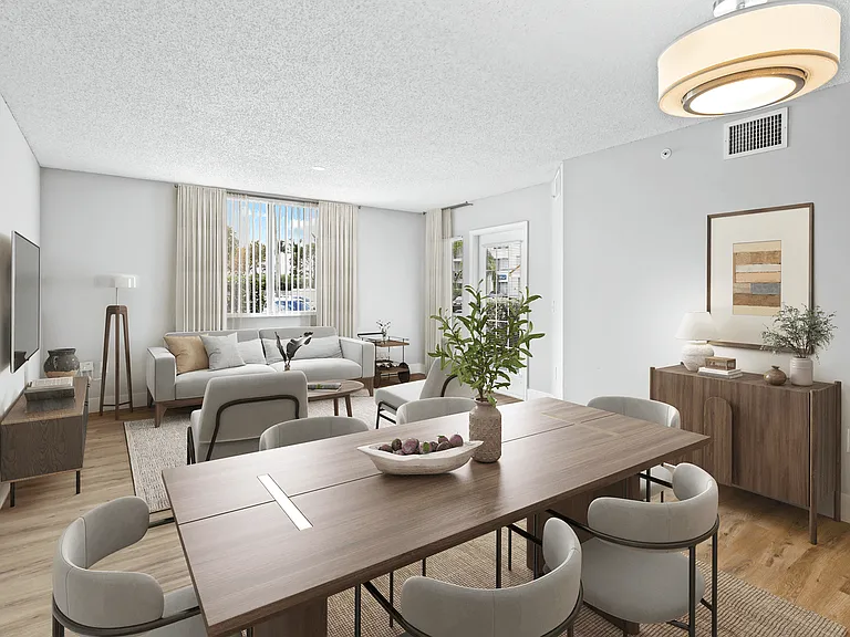 Sheridan Ocean Club Apartments — Photo 63