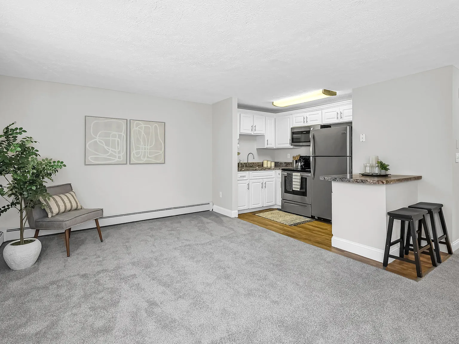 Edgewood Court — Photo 2