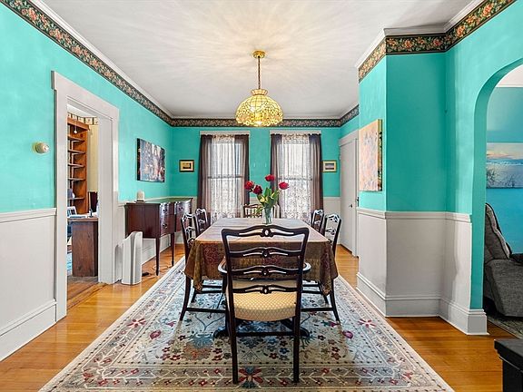 2nd image of 65 Jacob St