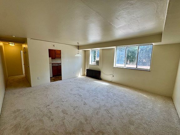 5th image of 816 Perry Hwy APT 22