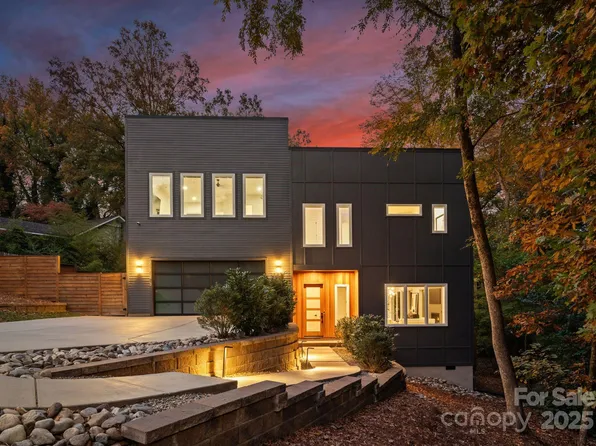 7223 Terrace Dr, Charlotte, NC 28211