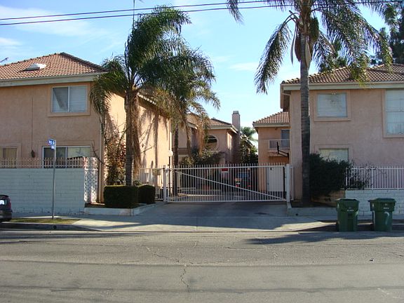 3rd image of 9442 Sylmar Avenue #7