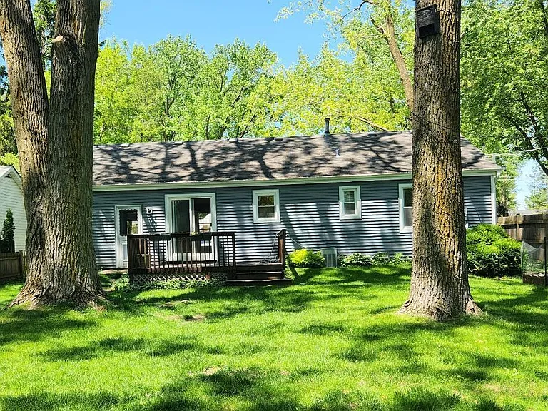 608 Sheridan Dr — Photo 15