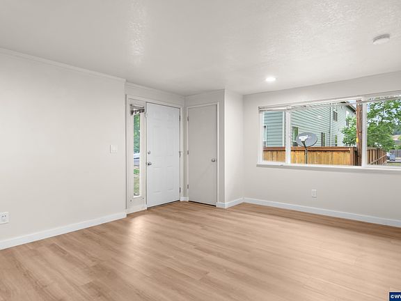 5th image of 1641 NW Kings Blvd