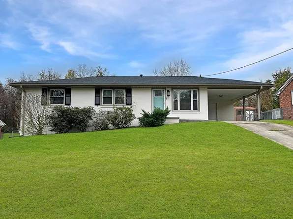 276 Lakeside Dr, Danville, VA 24540