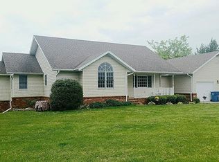 4200 E Farm Road 94, Springfield, MO 65803