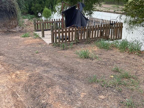 2nd image of 1106 County Road 180