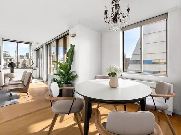 50 Lexington Avenue image 4 of 12