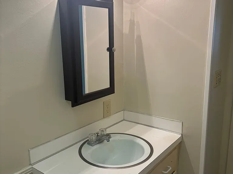 6000 River Rd #20 — Photo 9