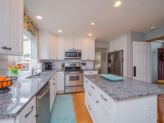 4th image of 12405 Heron Pl