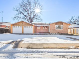 3117 Jackson St, Cheyenne, WY 82009