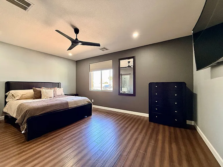 8565 Hogan Falls Cir — Photo 12