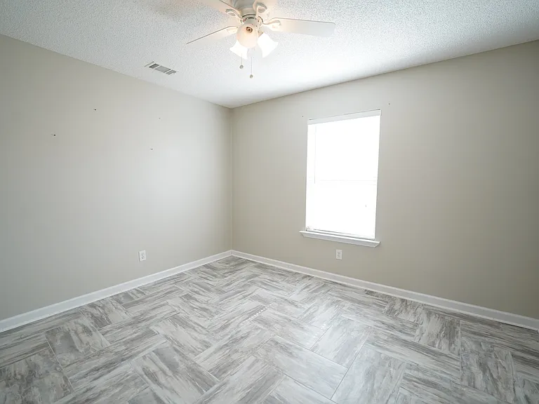 134 Mustang Dr — Photo 15