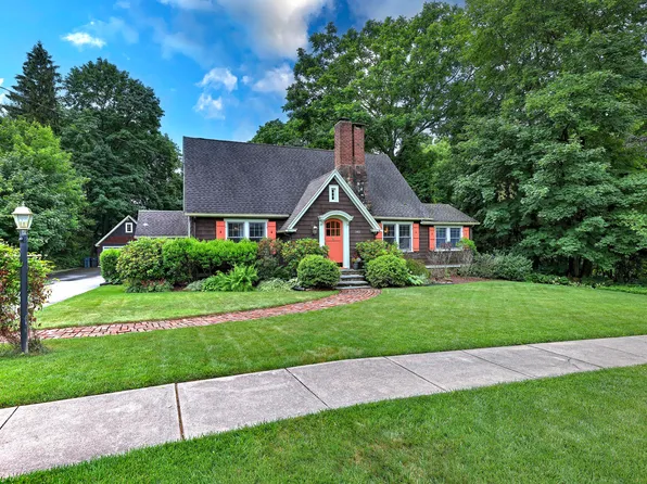 345 Spring Street, Cheshire, CT 06410