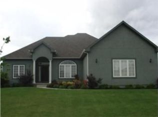22271 W 177th St, Olathe, KS 66062