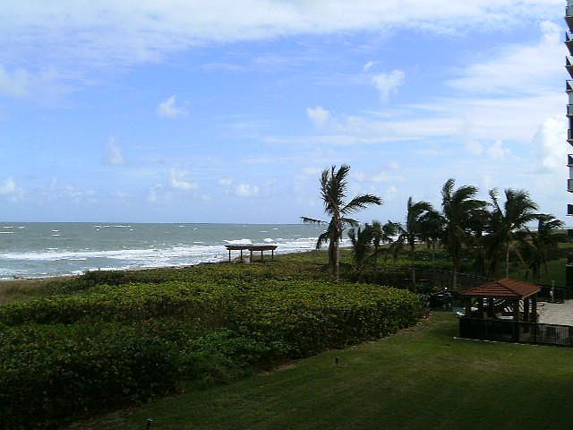 1st image of 4250 N A1a #305
