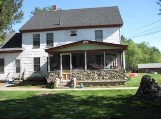 642 Carpenter Rd APT 1, Whitinsville, MA 01588