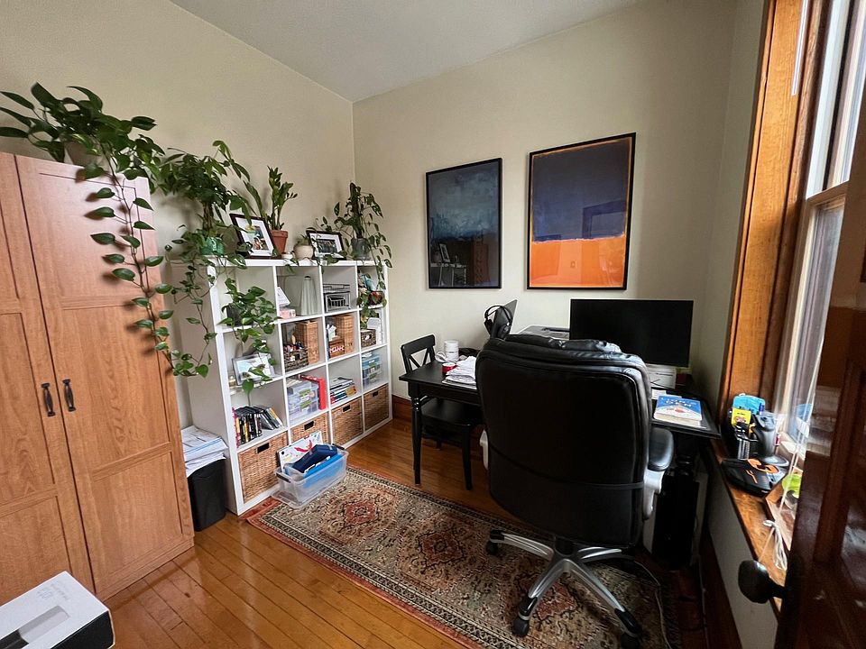 Front bedroom or office, street view.