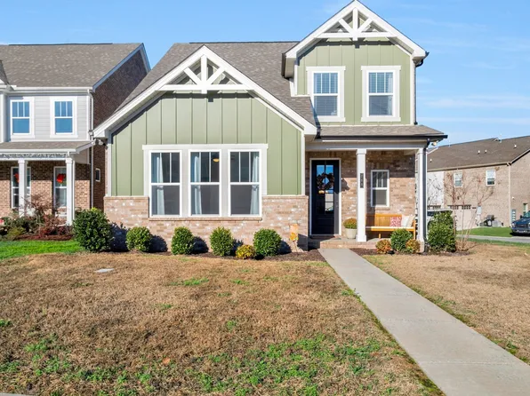 709 Hahn Ct, Lebanon, TN 37087