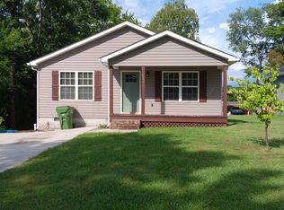 812 Columbus St, Maryville, TN 37804