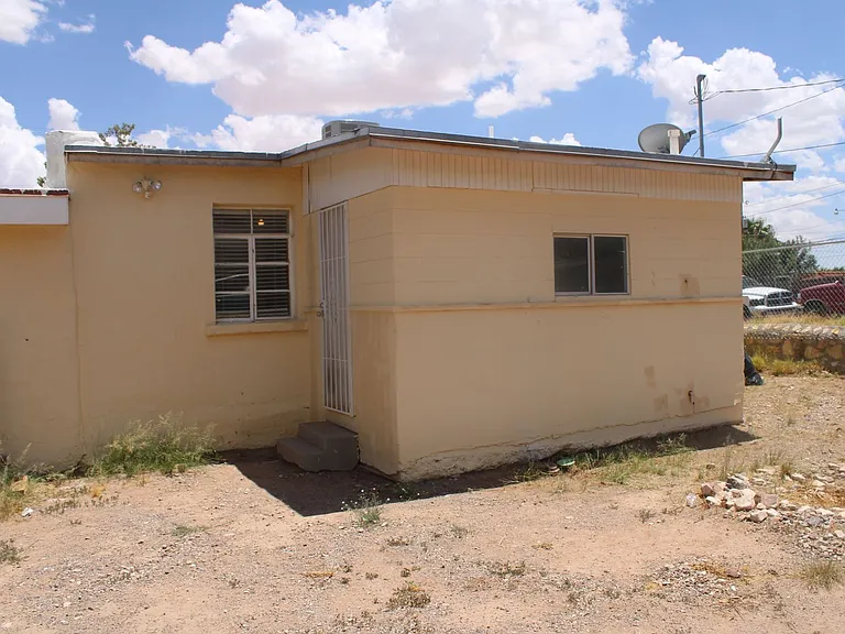 8421 Mercury St #A — Photo 14