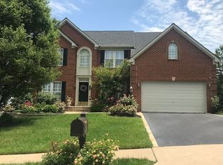 5649 Clouds Mill Dr, Alexandria, VA 22310