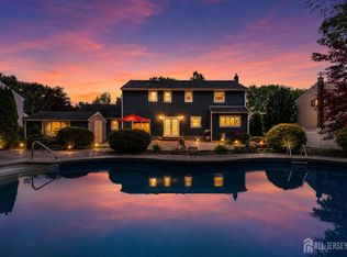 35 Norman Ln, Old Bridge, NJ 08857