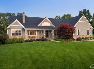 1209 Overidge View Ct, Ann Arbor, MI 48103