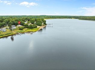 33 Cliff Dr, Assonet, MA 02702