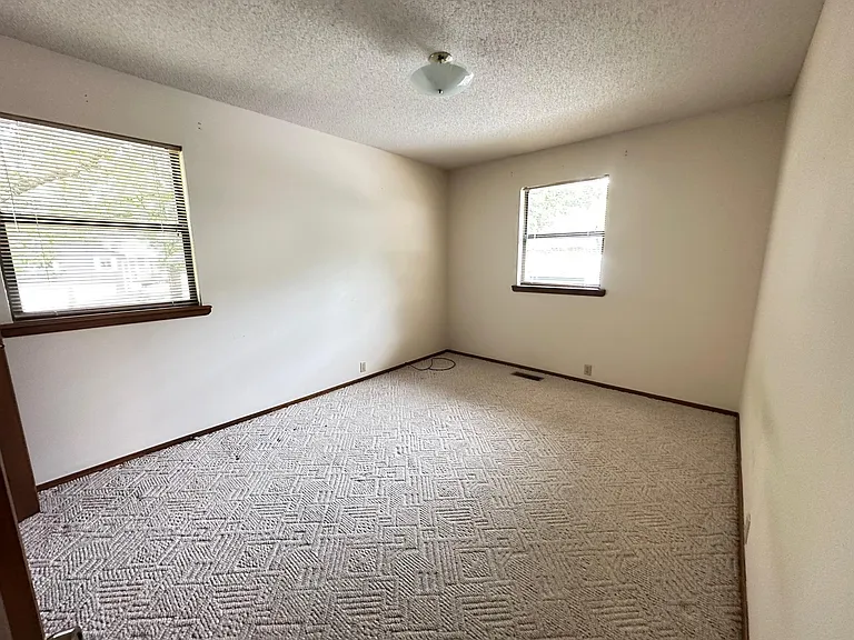 329 McDonald Meadows Pkwy — Photo 19