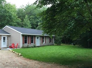 45 Woodridge Dr, Steep Falls, ME 04085