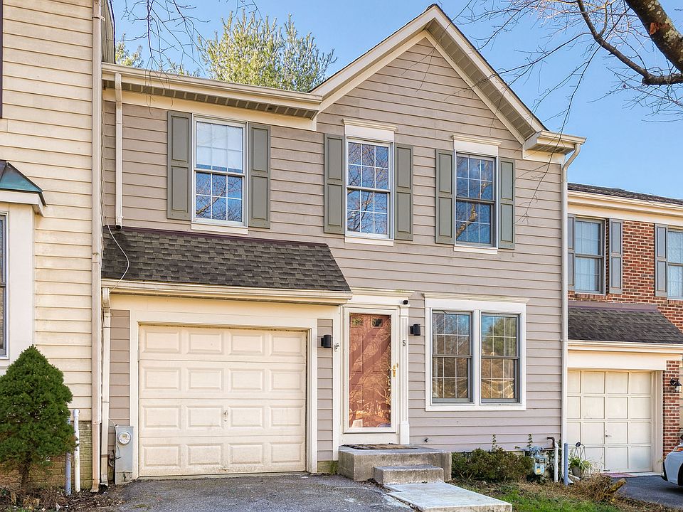 1st image of 5 Weyanoke Ct