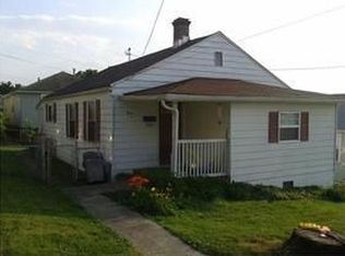 1336 13th St, Nitro, WV 25143