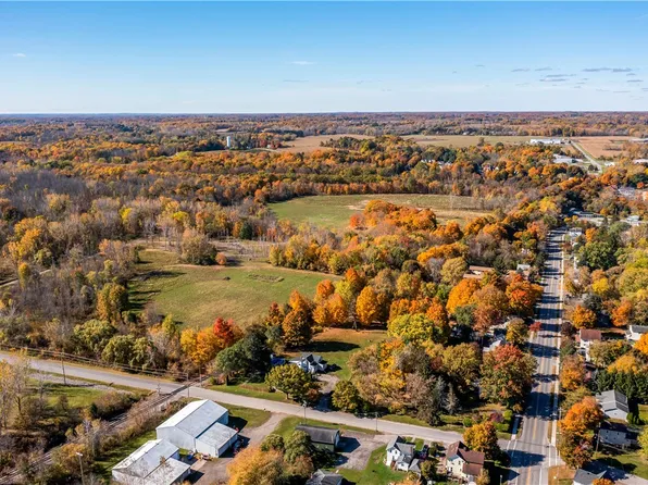 69 State St #18, Holley, NY 14470