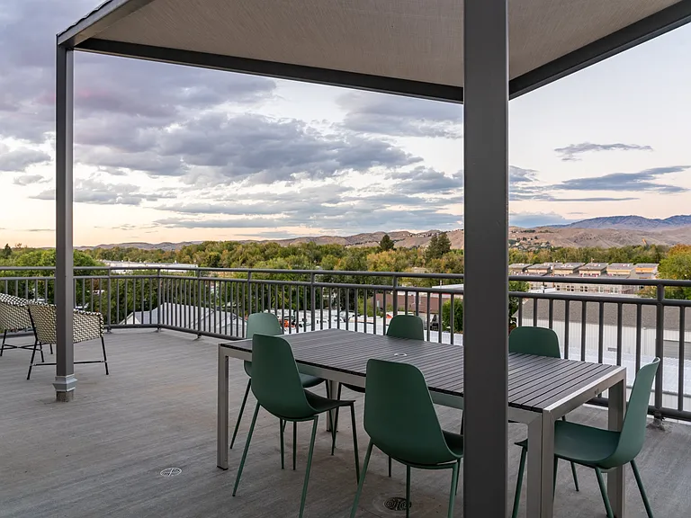 Copestone Apartments — Photo 41