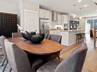 1111 Kiernan Grove Ln, Cary, NC 27519