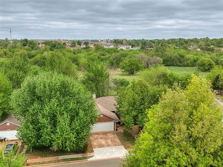 1019 Pruett Dr — Photo 25