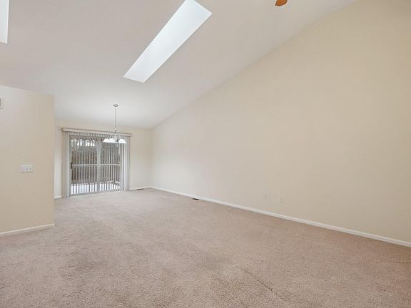 5th image of 1905 William Imlay Dr #17