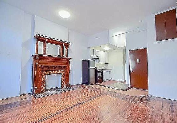 4th image of 207 W 121st St APT 2R