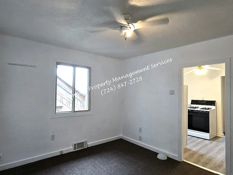 717 W New Castle St #2 — Photo 9