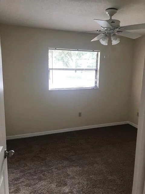 3 bed, 1410 sqft, $1,950 — Photo 4