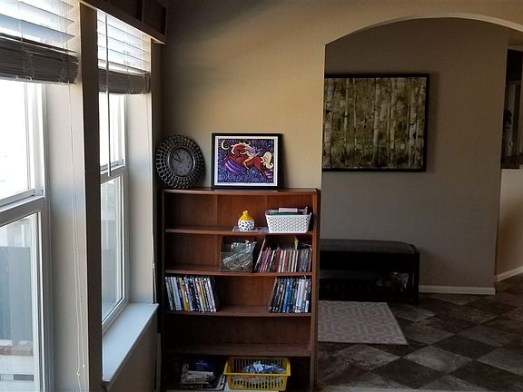 5th image of 2712 Owens Way