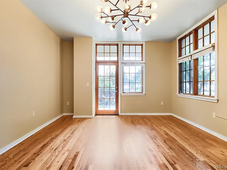 275 S Harrison St #107 — Photo 3