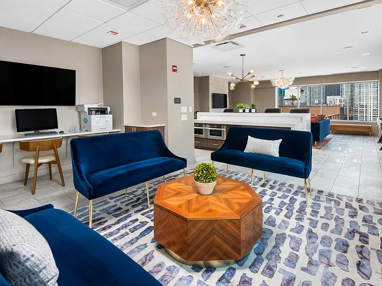 Roosevelt Collection Lofts — Photo 5