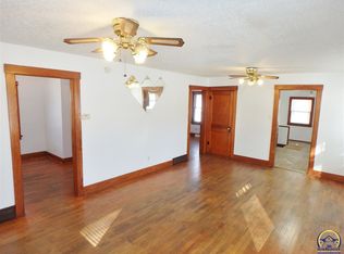 1218 NE Forest Ave, Topeka, KS 66616